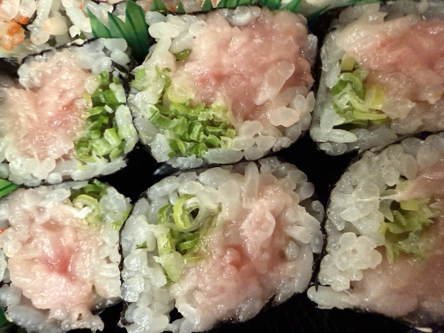 Yellowtail Scallion Roll
