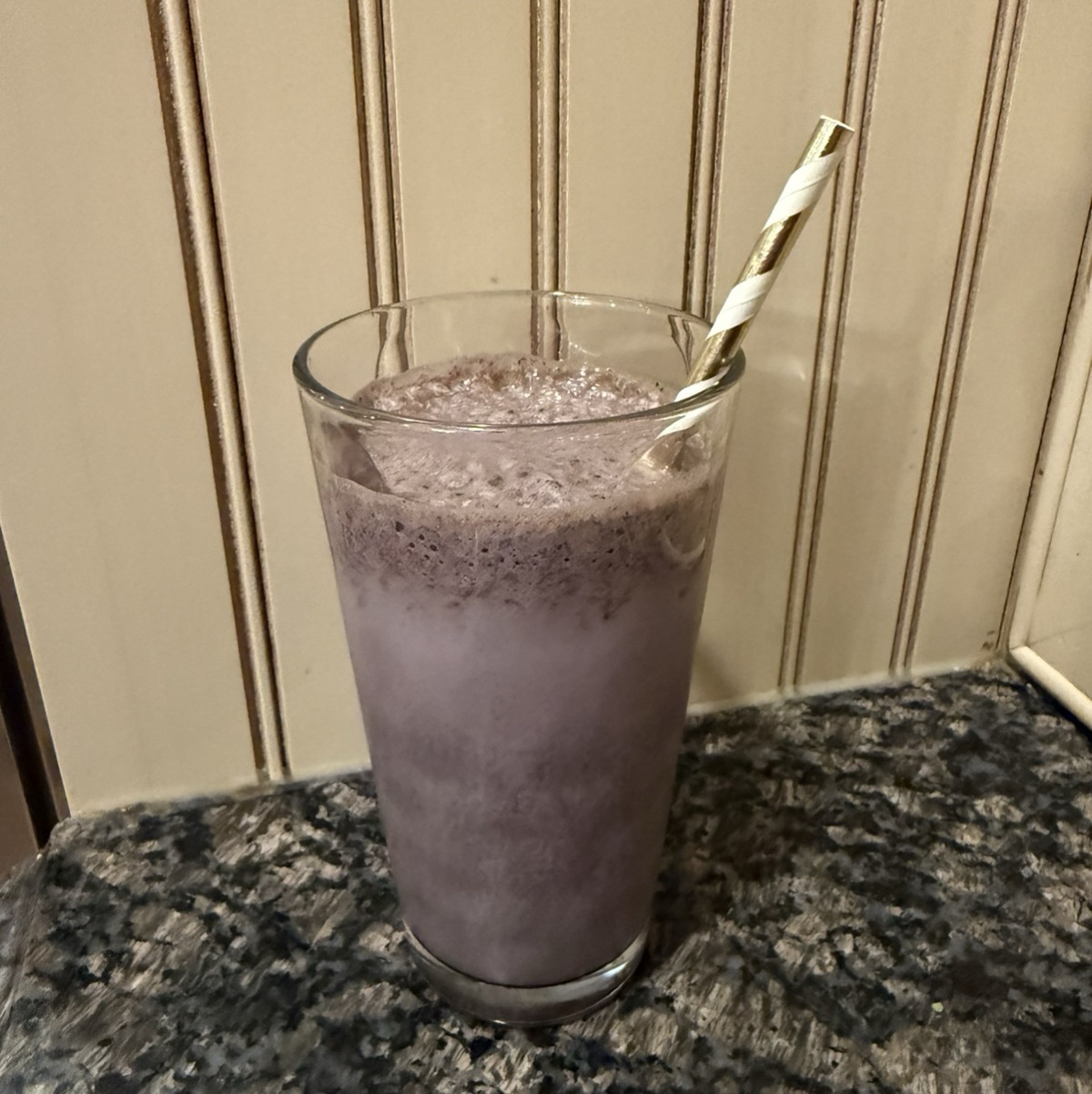 Blueberry & Banana Milkshake