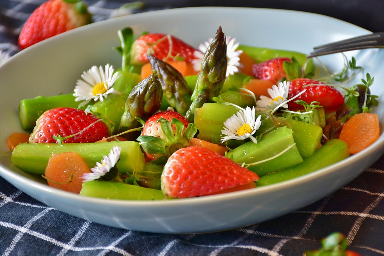 Asparagus and Strawberry Salad