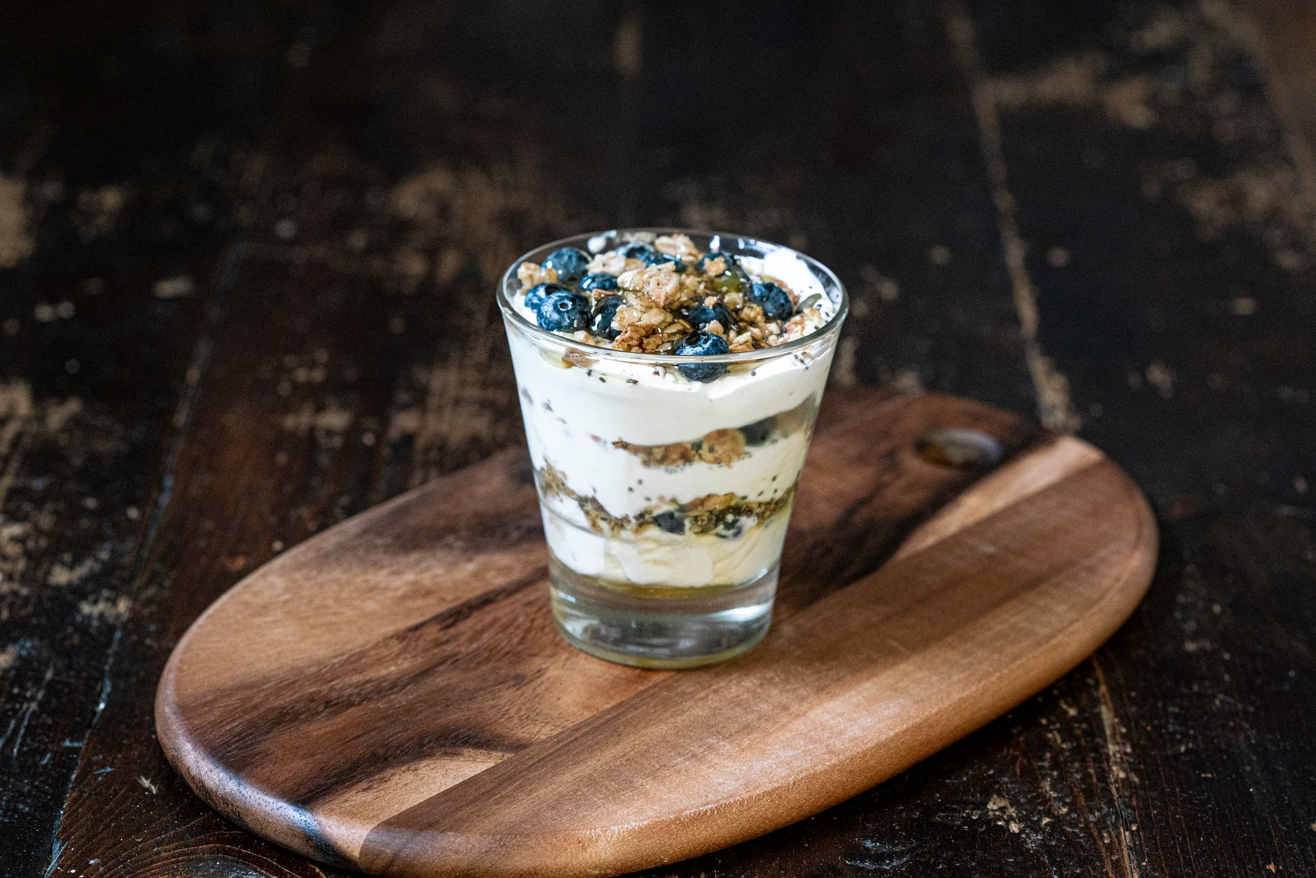 Blueberry Granola Yogurt Parfait