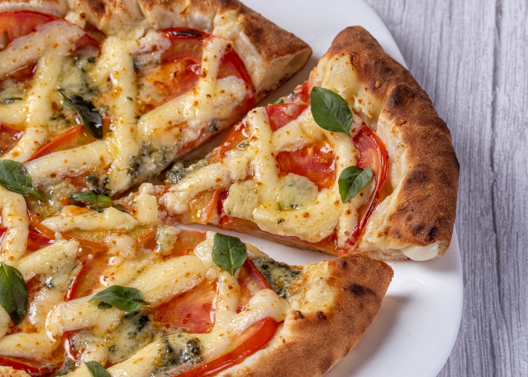 Capricciosa Pizza