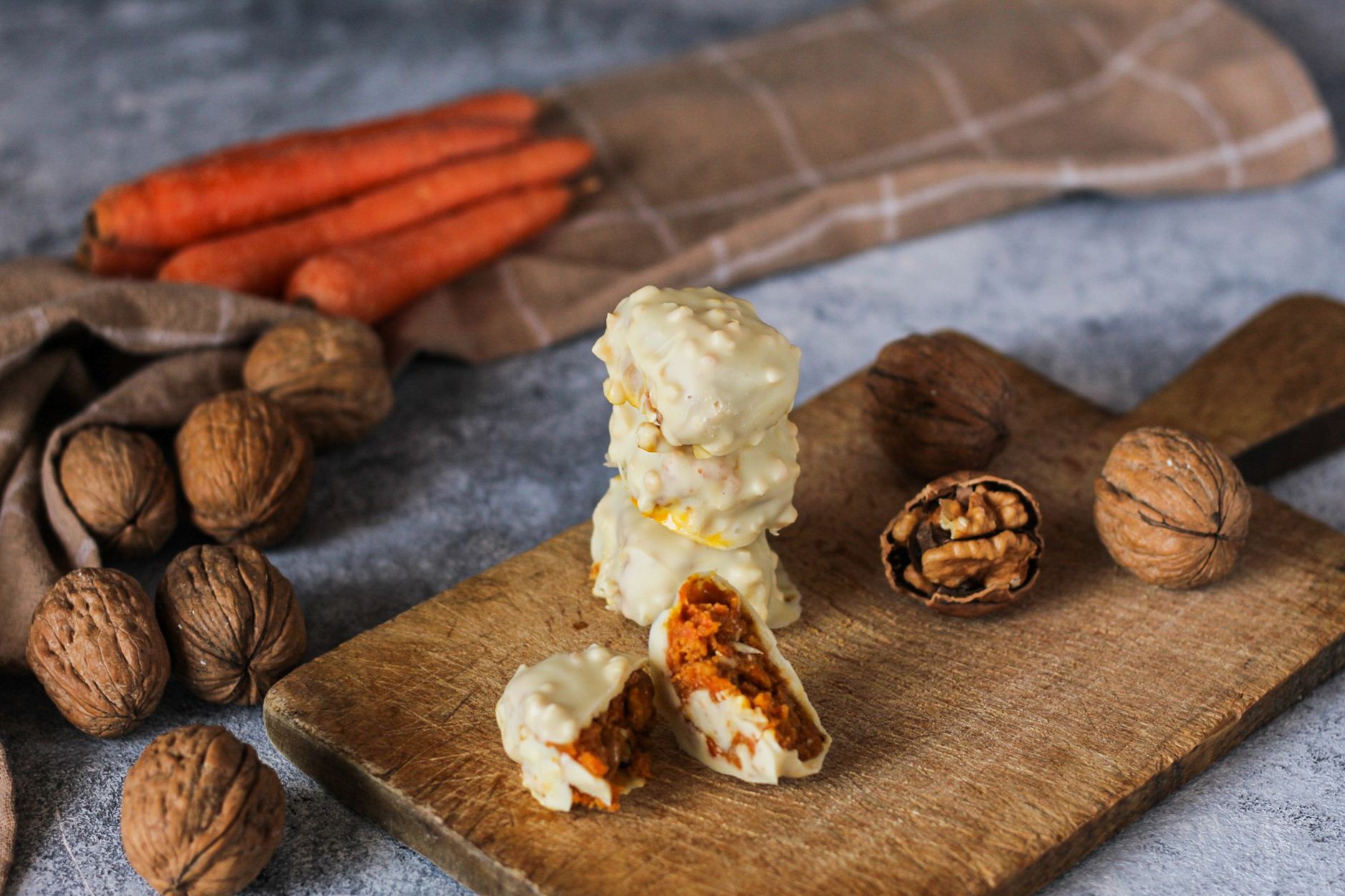 Carrot and Walnut Bites with White Chocolate