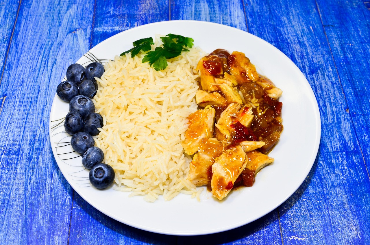 Curry Chicken with Rice and Blueberries