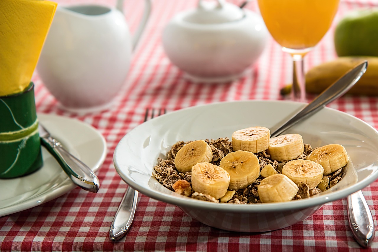 Granola with Bananas