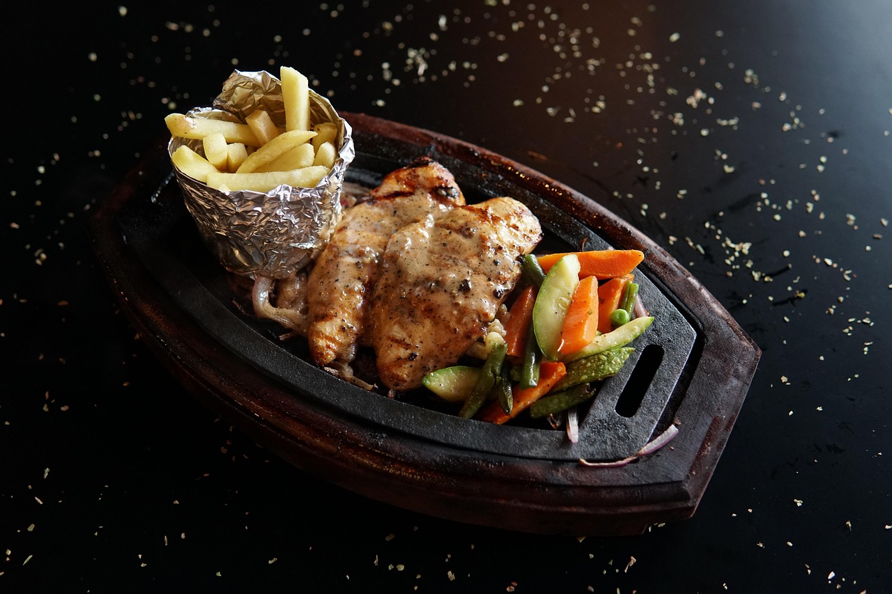 Grilled Chicken with Vegetables and Fries