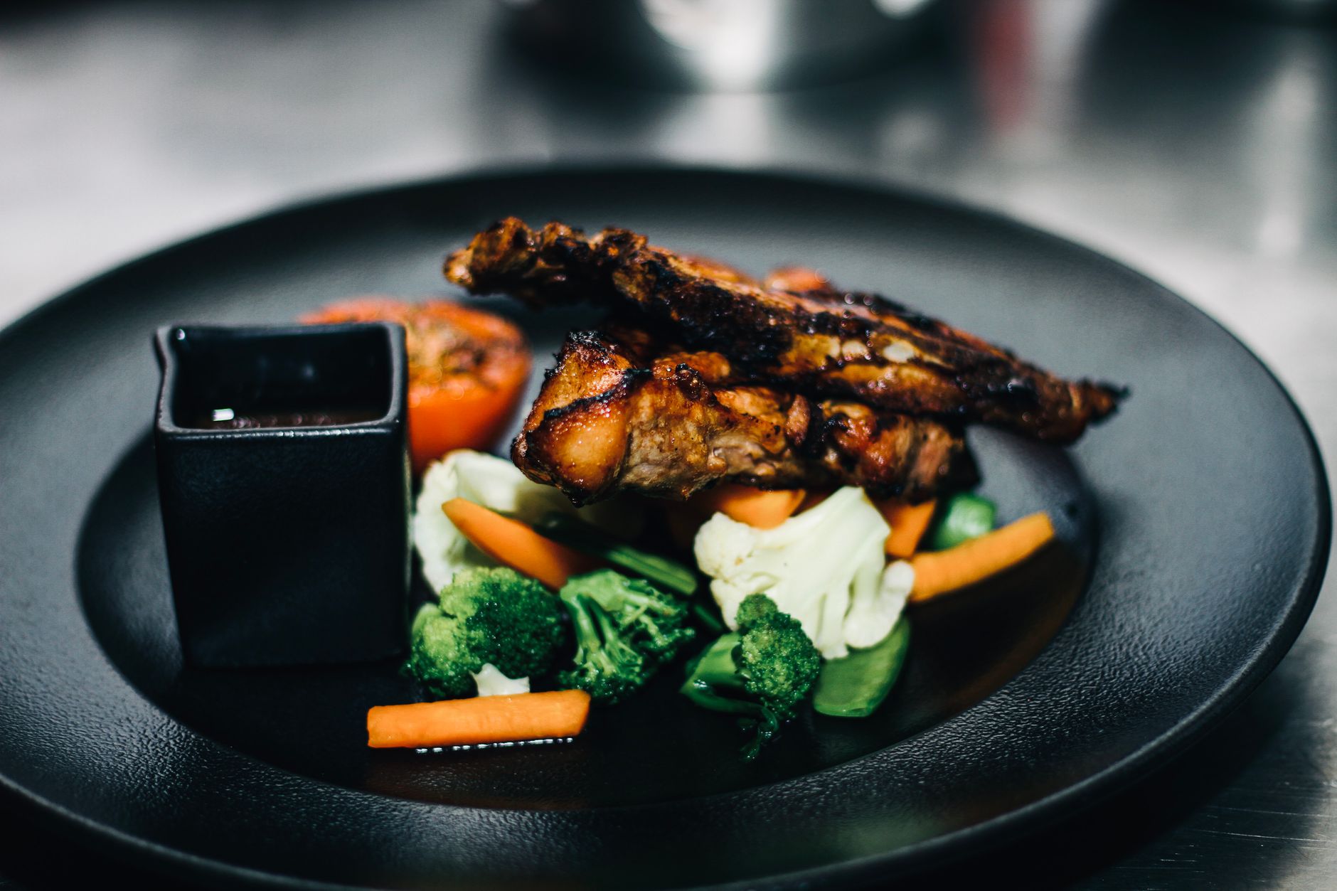 Grilled Pork Ribs with Vegetables