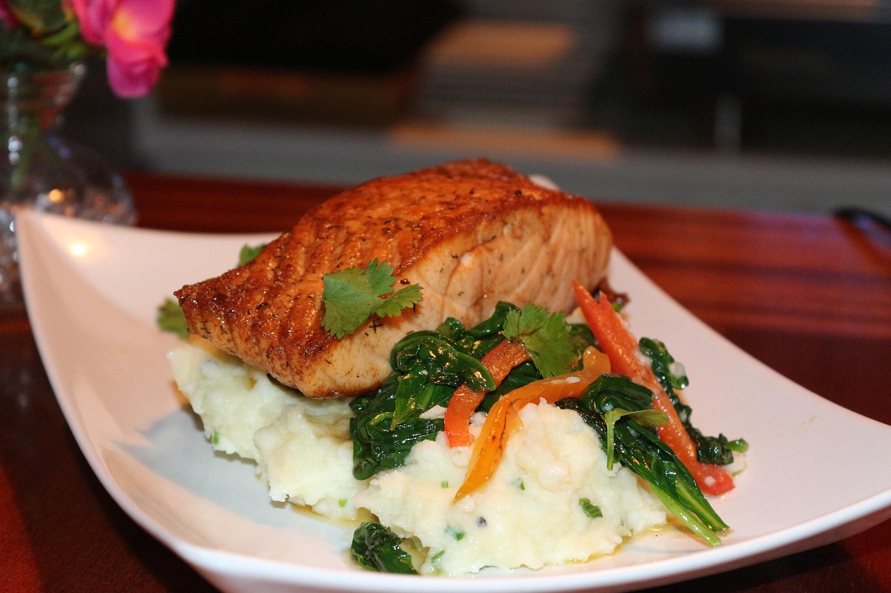 Grilled Salmon with Mashed Potatoes and Spinach