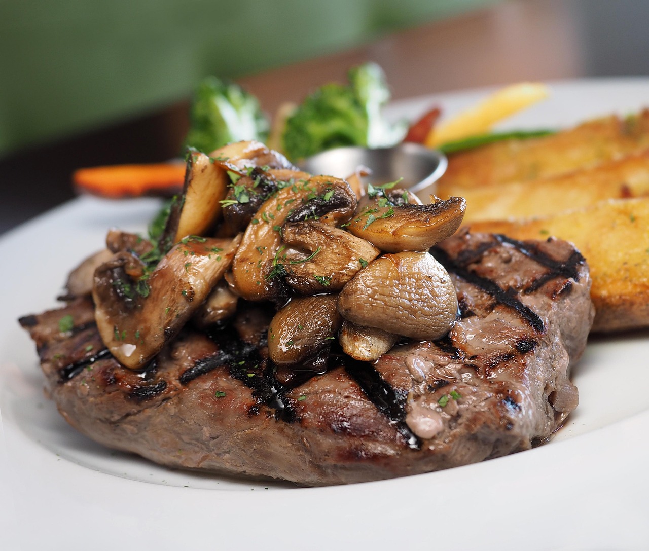 Grilled Sirloin Steak with Mushrooms