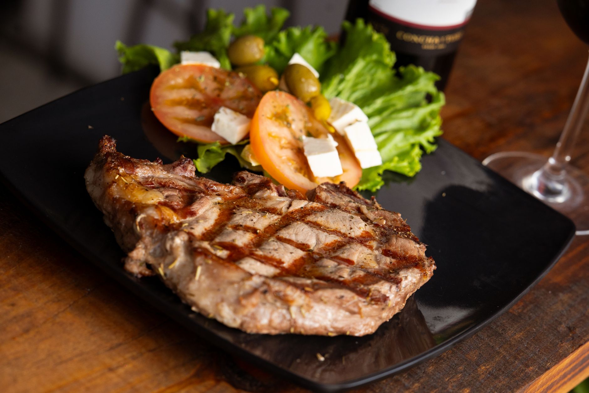Grilled Steak with Tomato and Cheese Salad