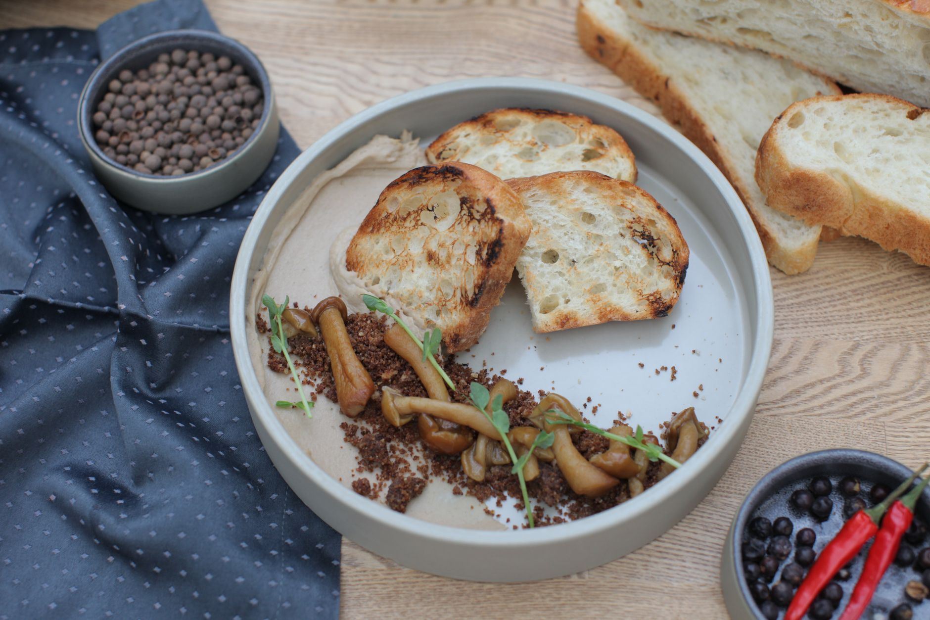 Mushroom Risotto with Toasted Bread