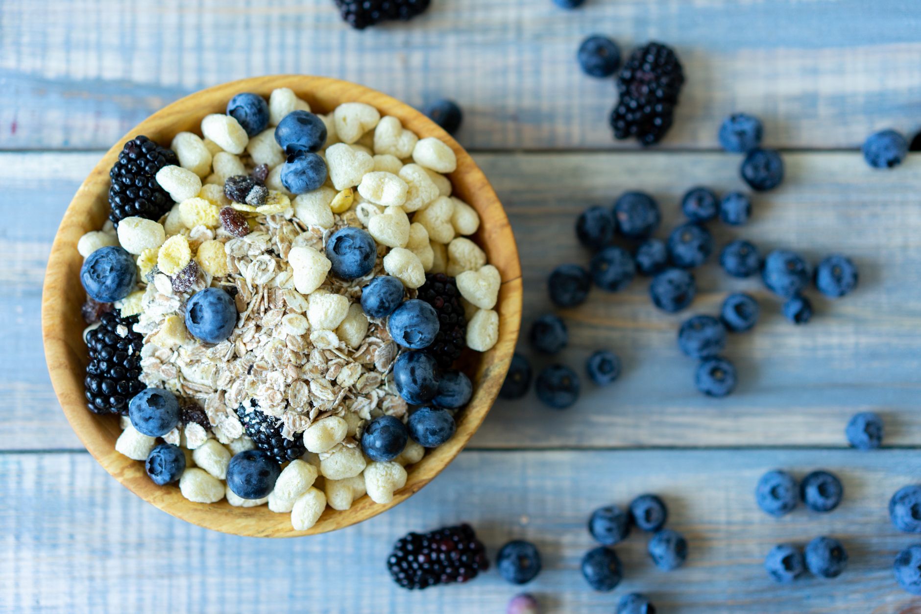 Oatmeal Breakfast Bowl with Berries