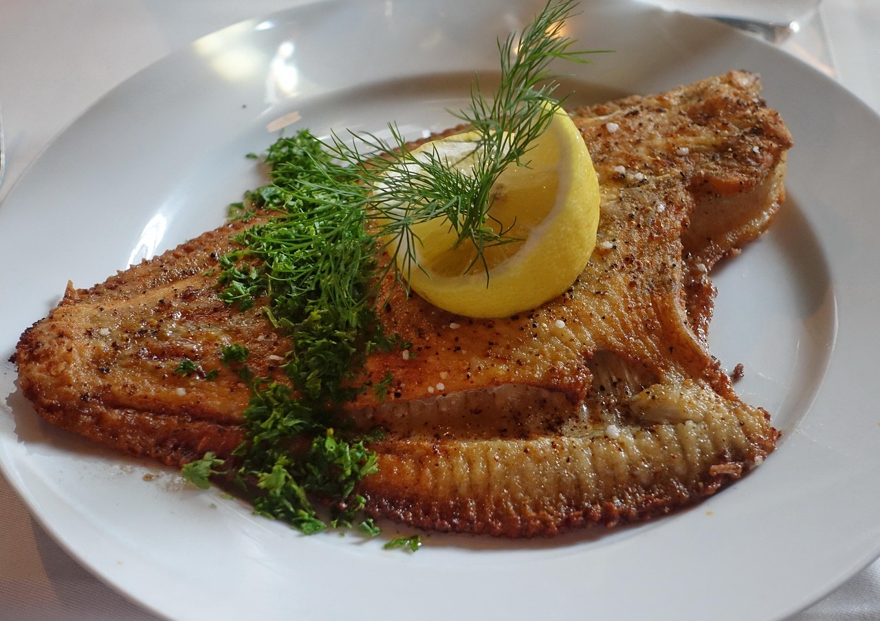 Pan-Fried Fish Fillet with Lemon and Dill