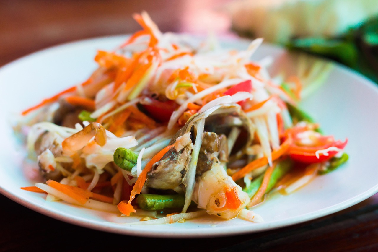 Papaya Salad with Crab