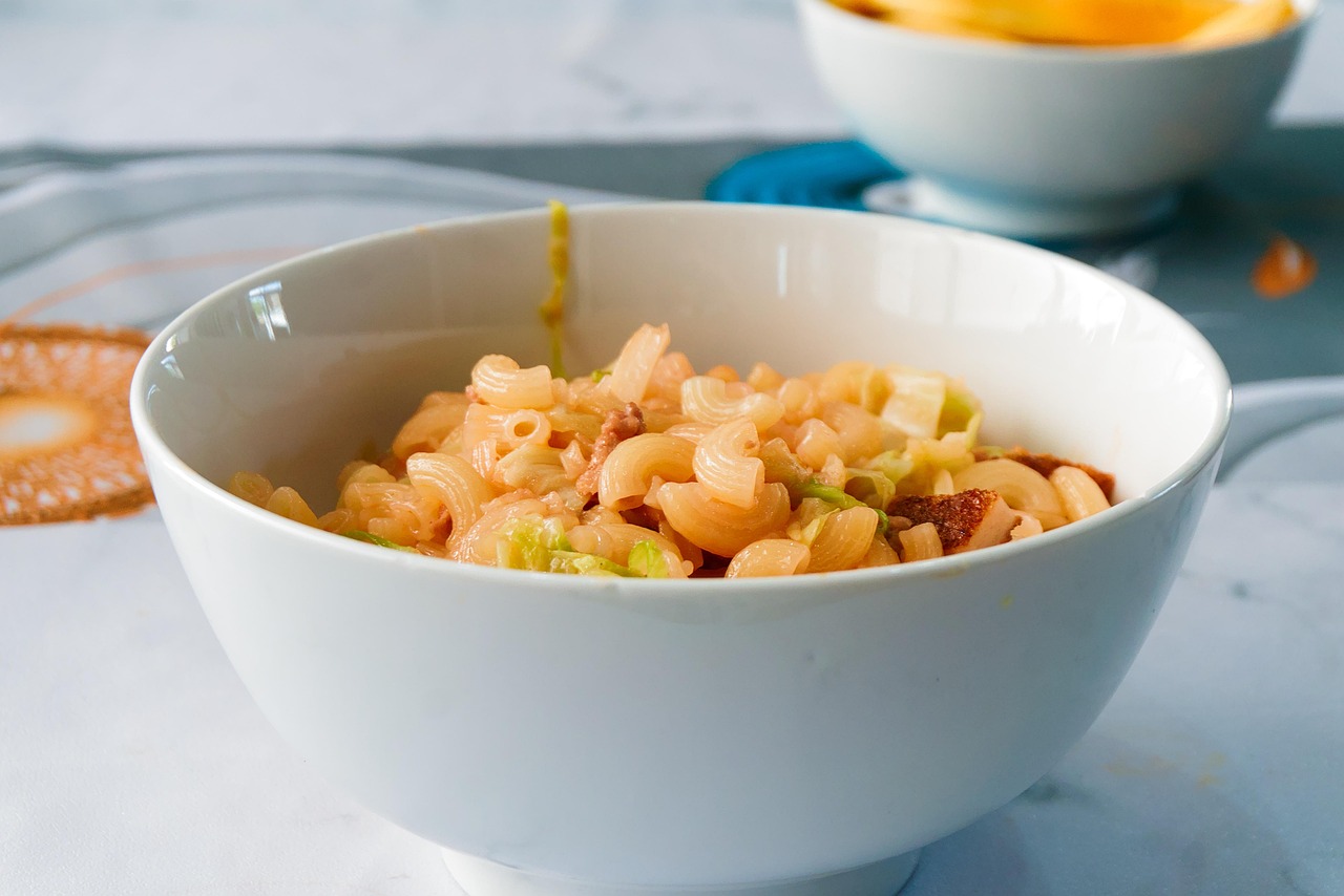 Pasta with Bacon and Cabbage