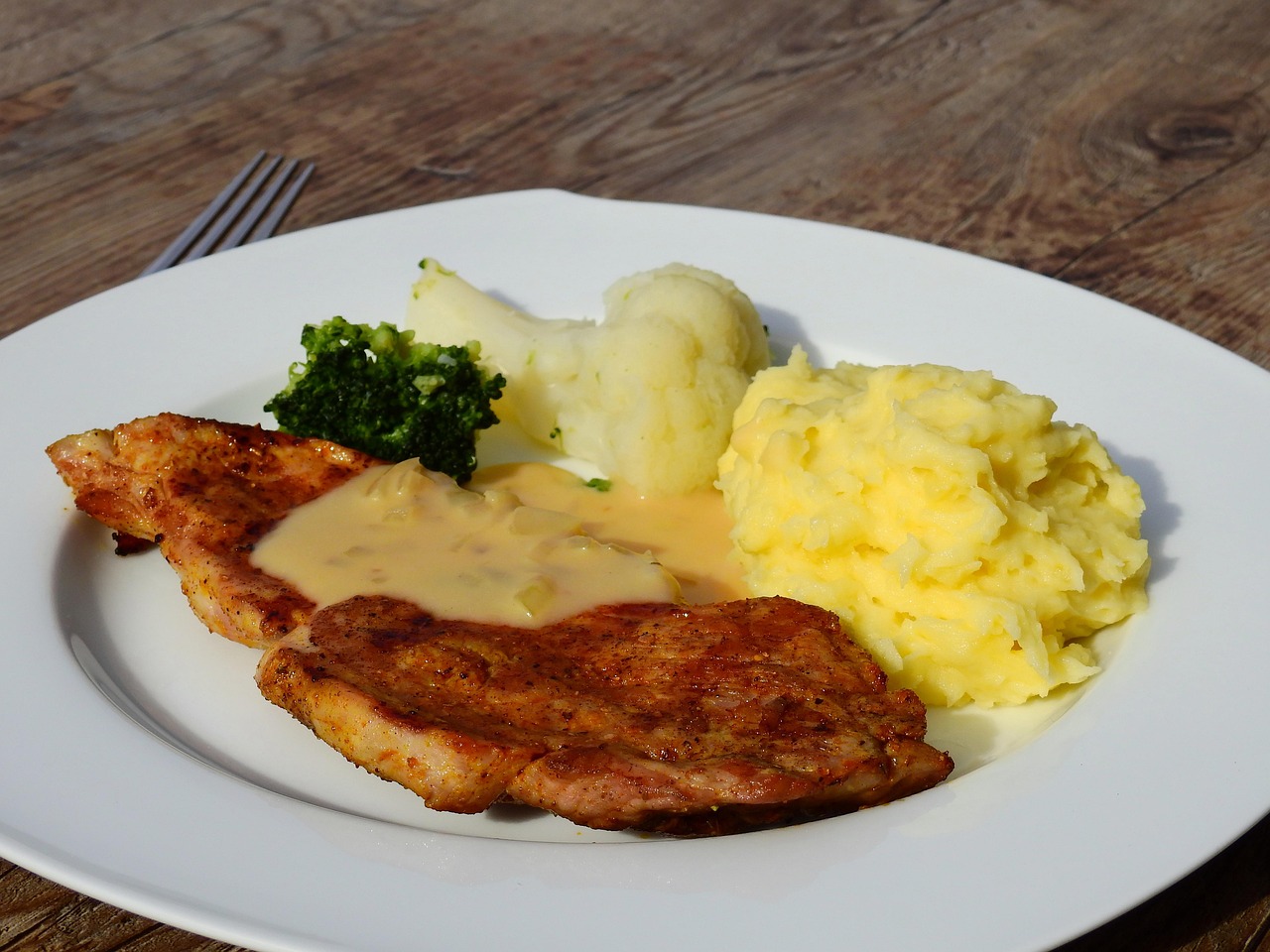 Pork Chop with Mashed Potatoes and Vegetables