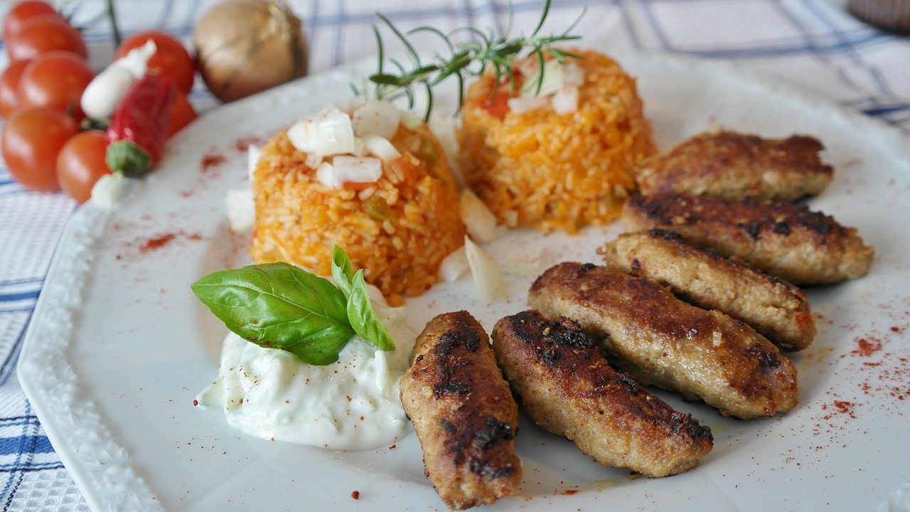 Rice Balls with Meat Sauce