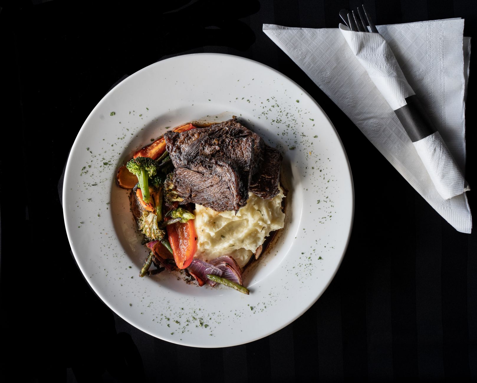 Roast Beef with Mashed Potatoes and Roasted Vegetables
