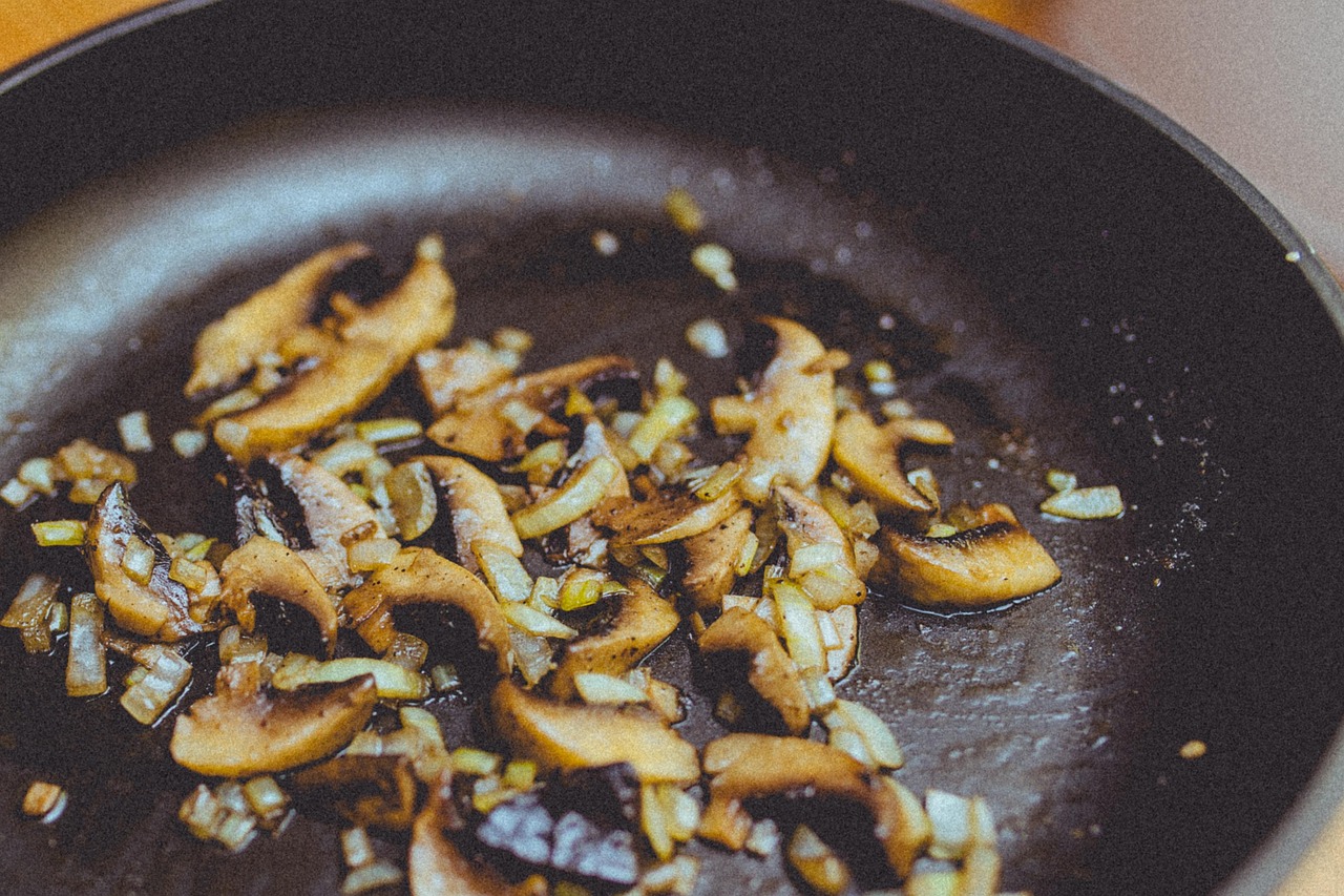 Sautéed Mushrooms with Onions