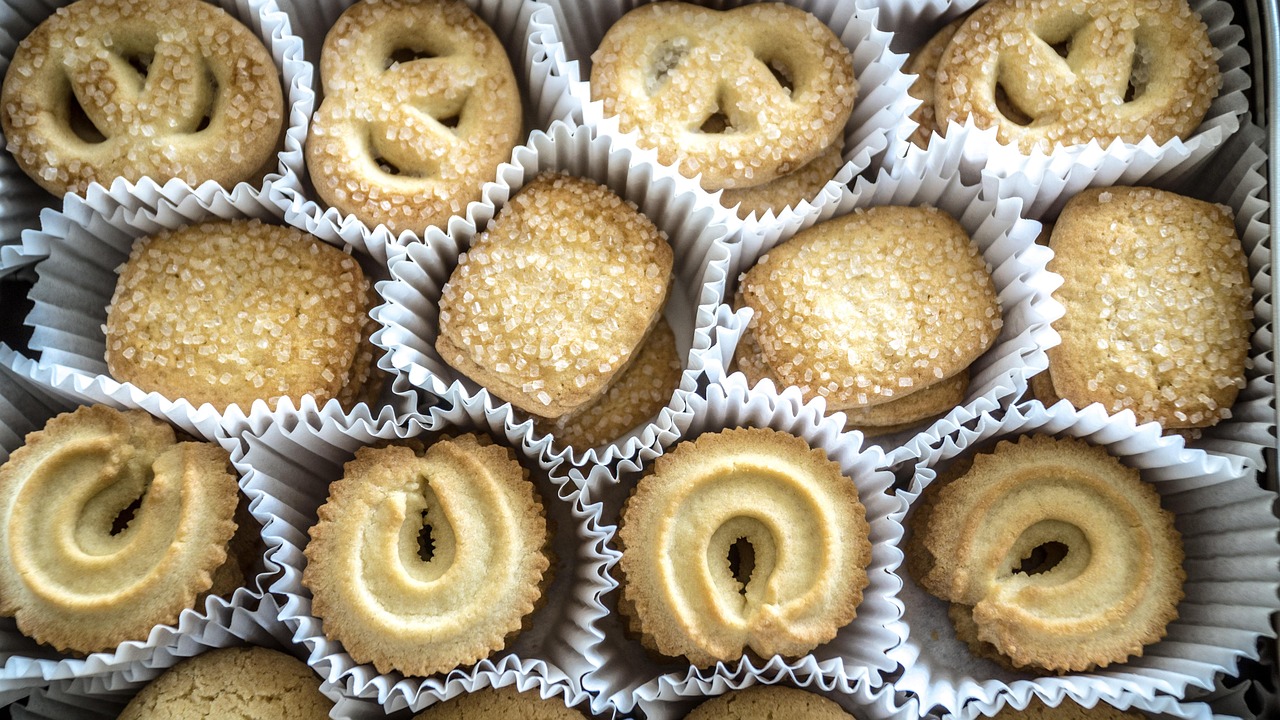 Sesame Seed Cheese Cookies
