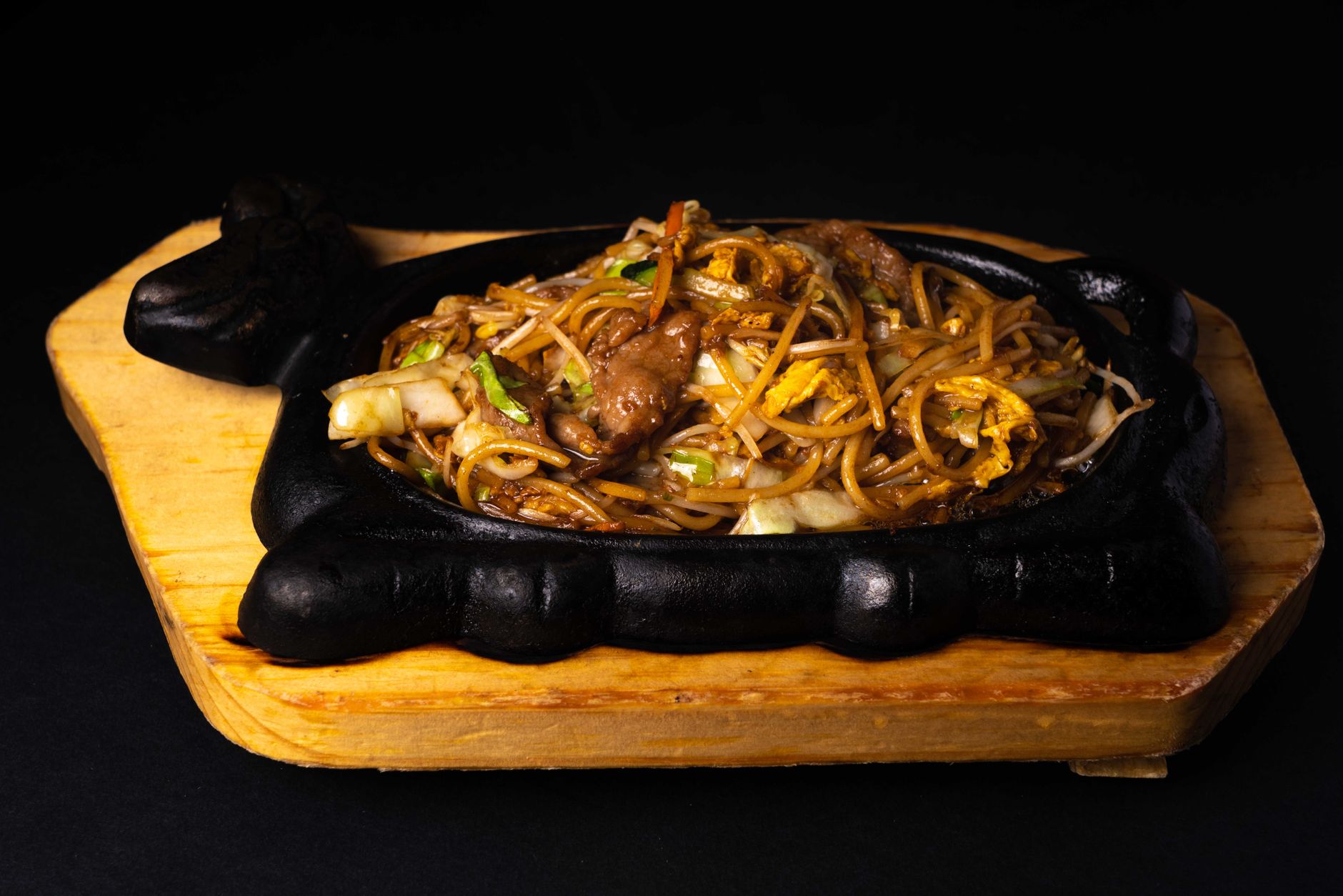 Sizzling Lamb with Noodles