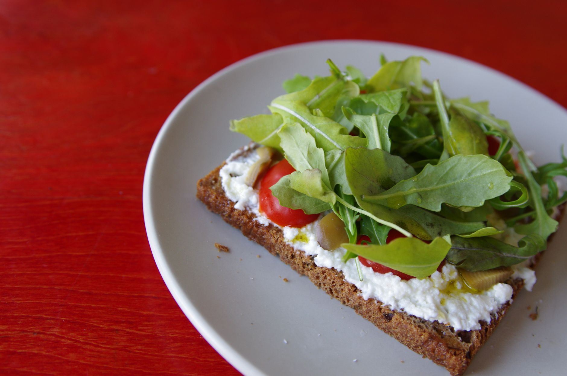 Tomato and Arugula Toast