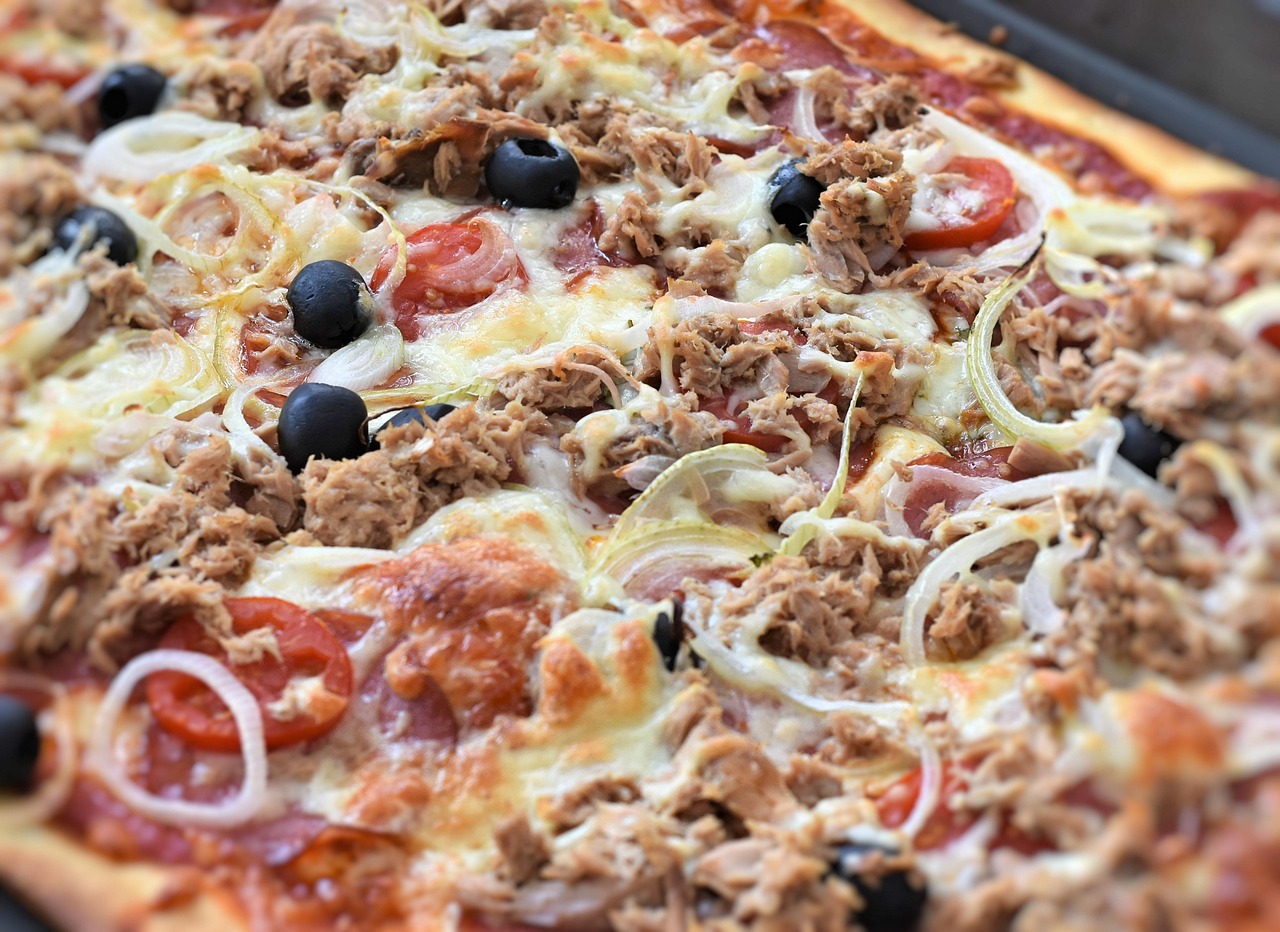 Tuna Pizza