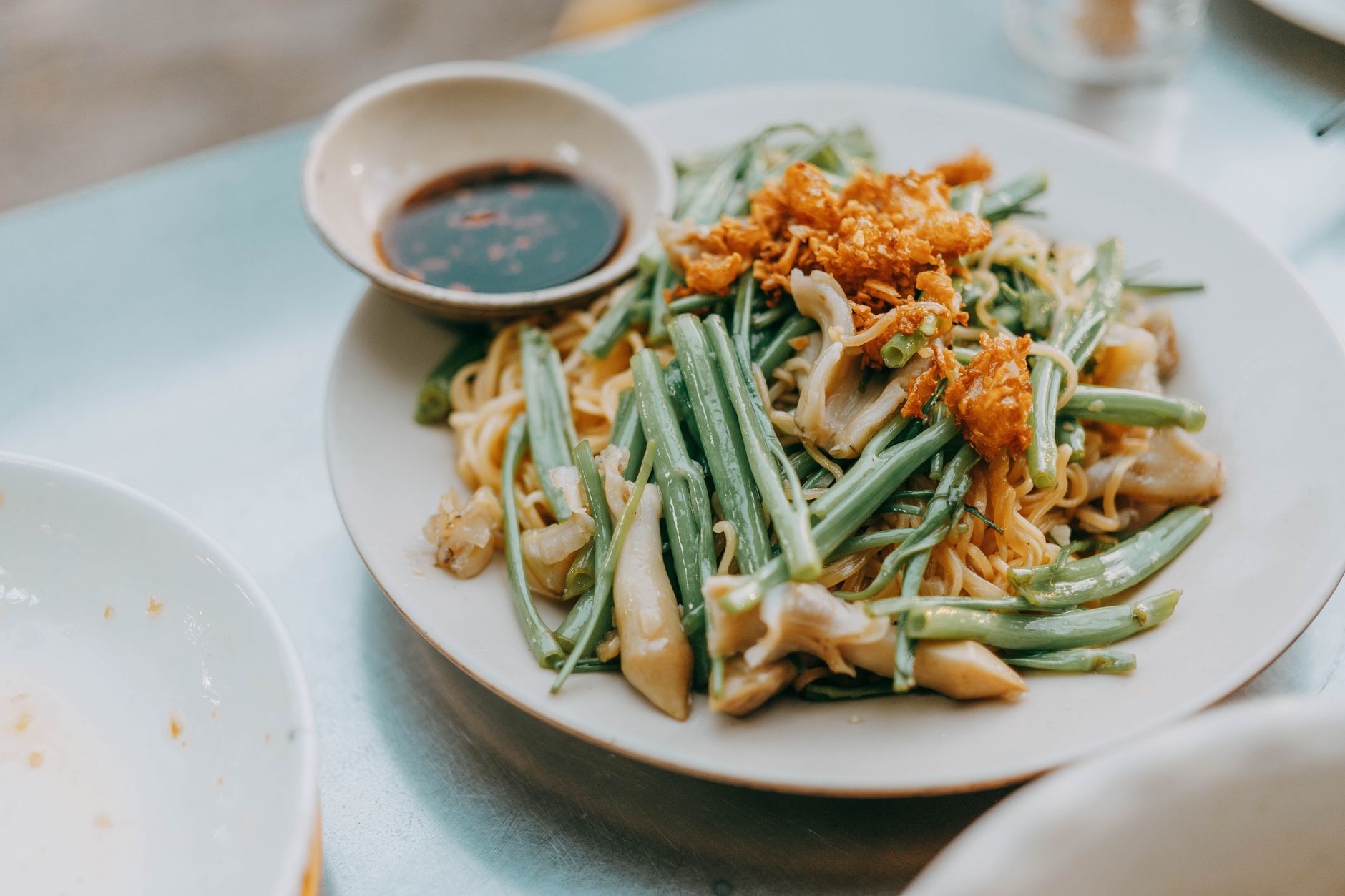 Vietnamese Stir-fried Noodles with Vegetables and Crispy Onions