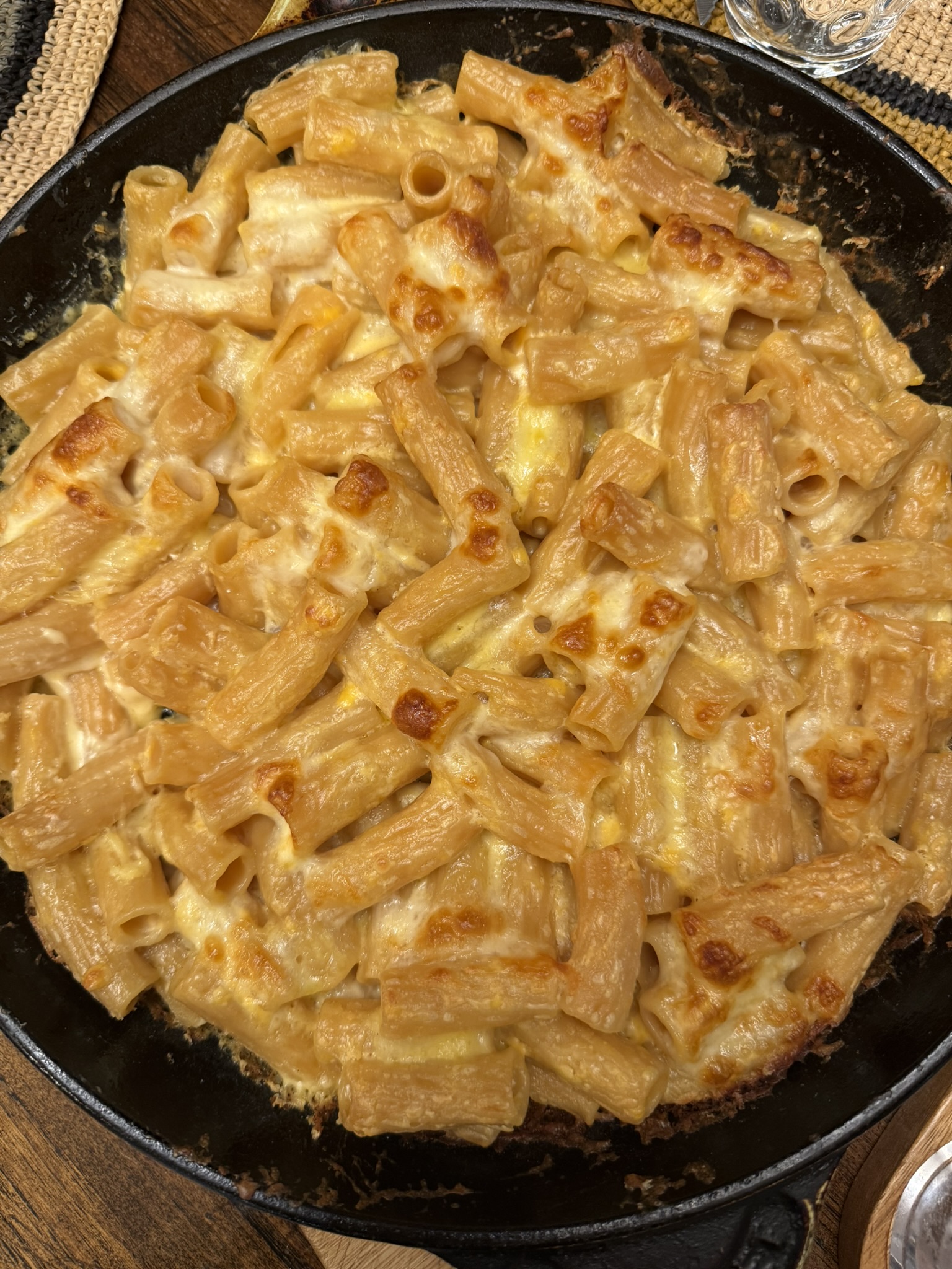 Five-Cheese Baked Mac & Cheese Skillet