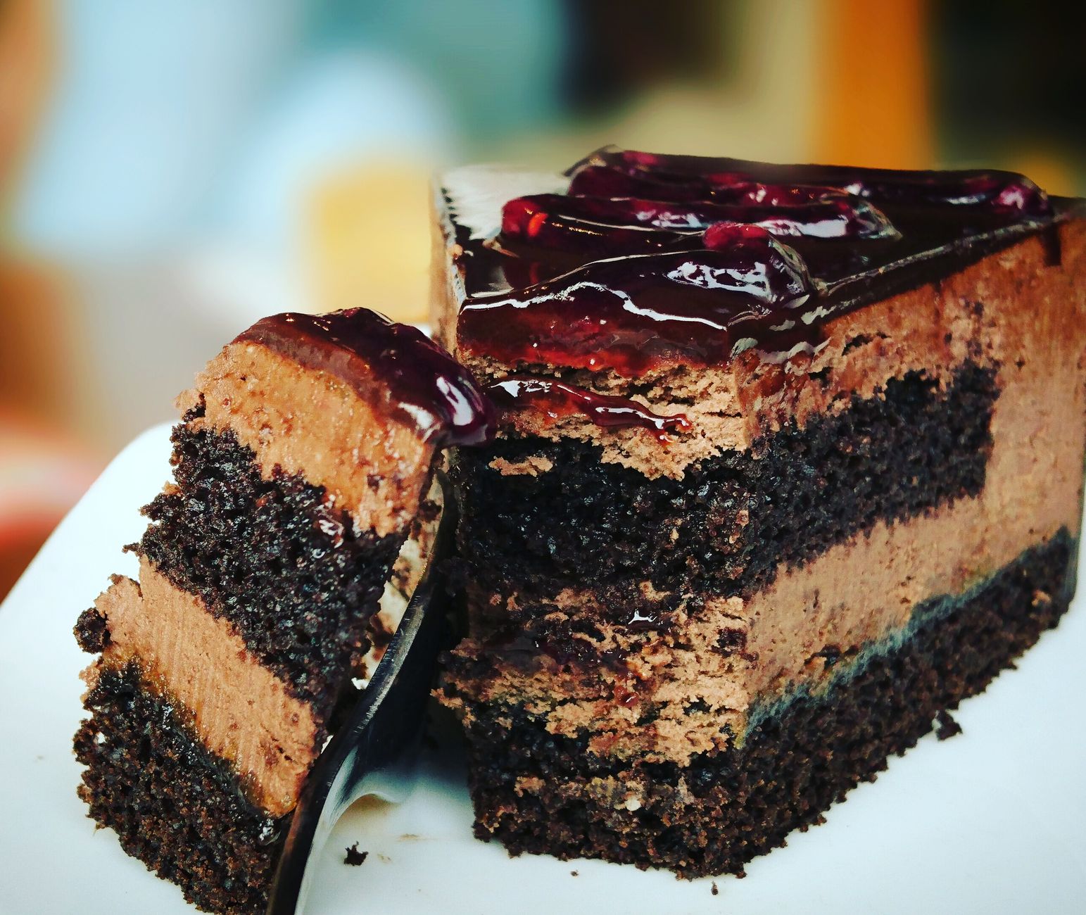 10-Min Fudgy Chocolate Layer Cake