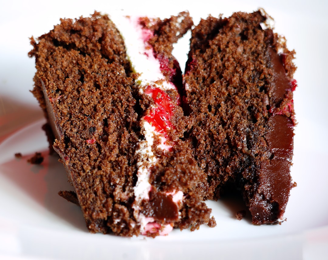 10-Minute Chocolate Fudge Mug Cake