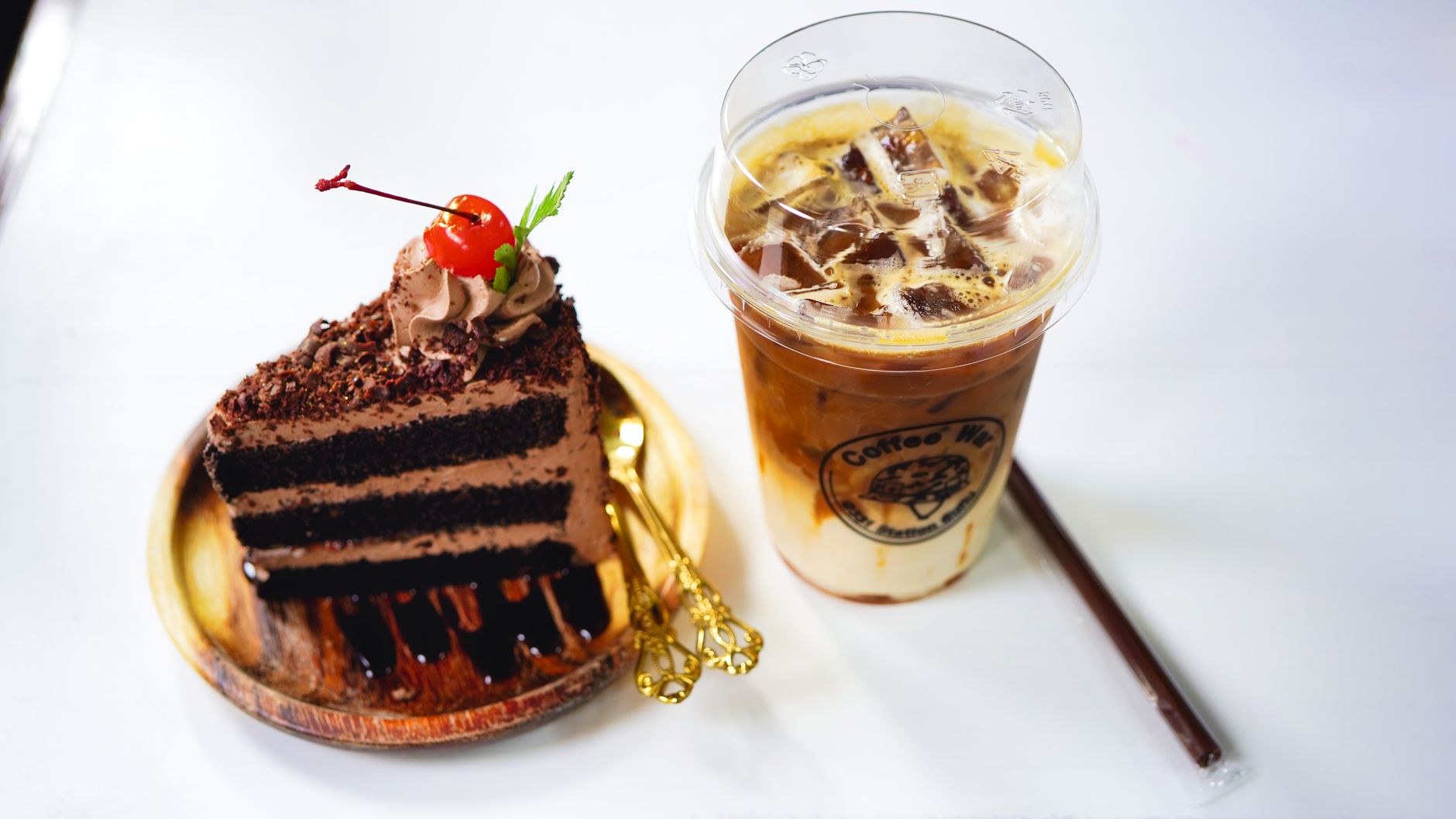 15-Min Chocolate Fudge Cake (No Bake)