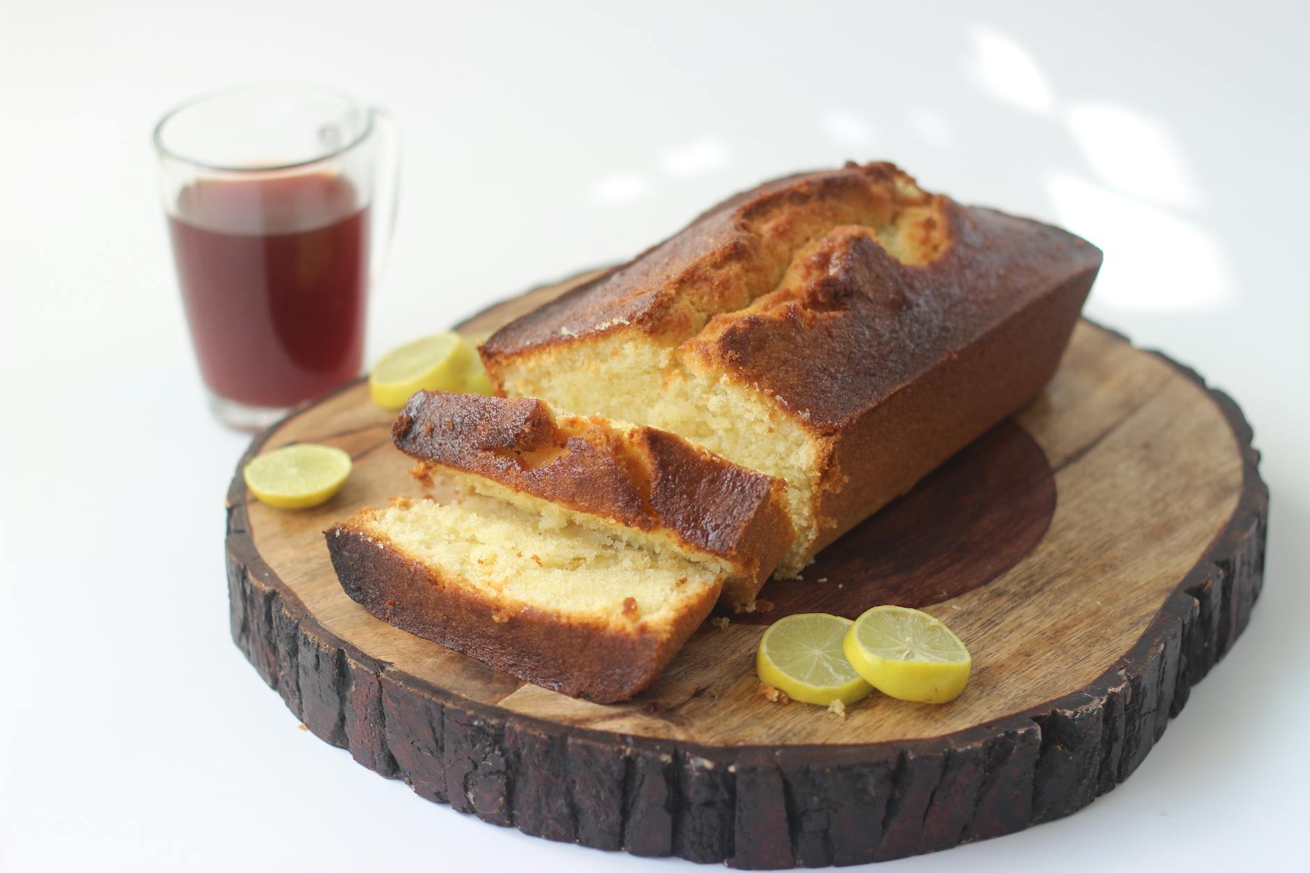 15-Minute Lemon Ricotta Cake