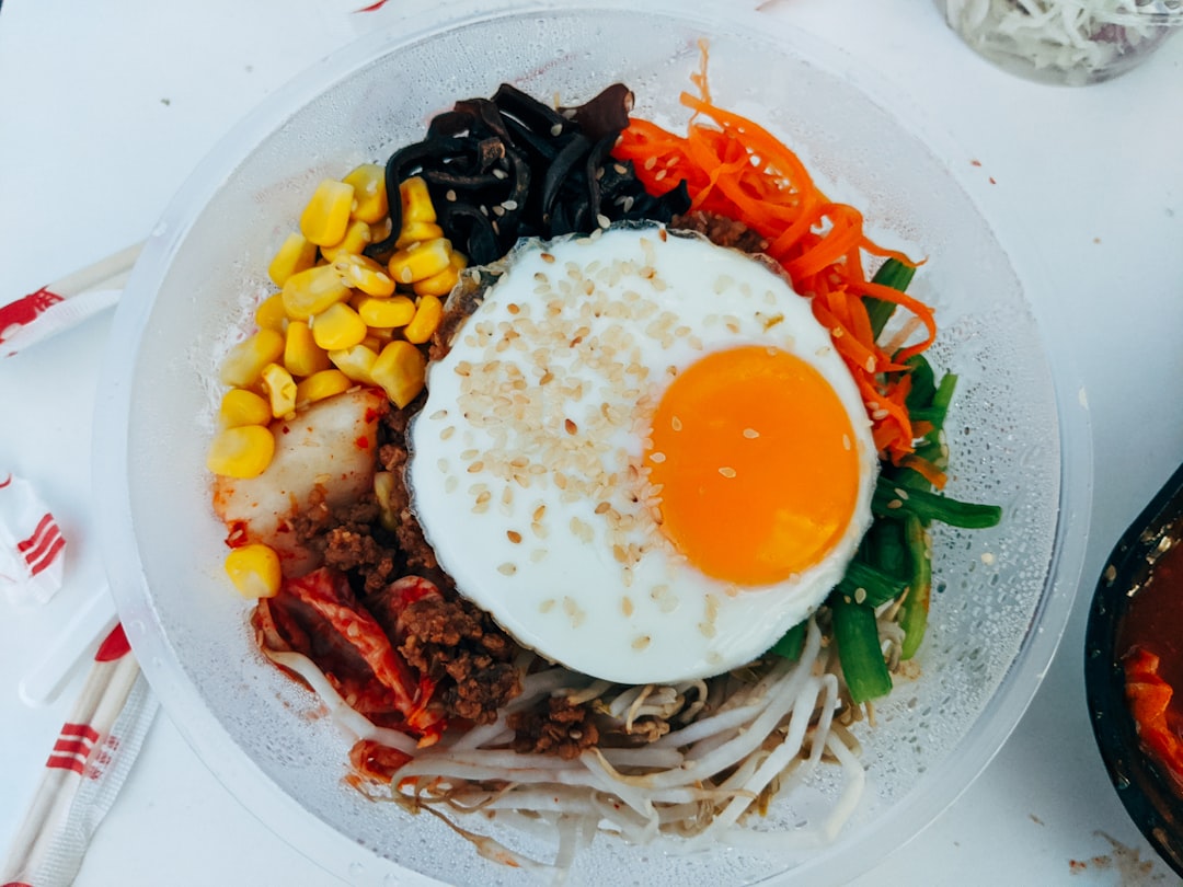 15-Minute Veggie Bibimbap Bowl