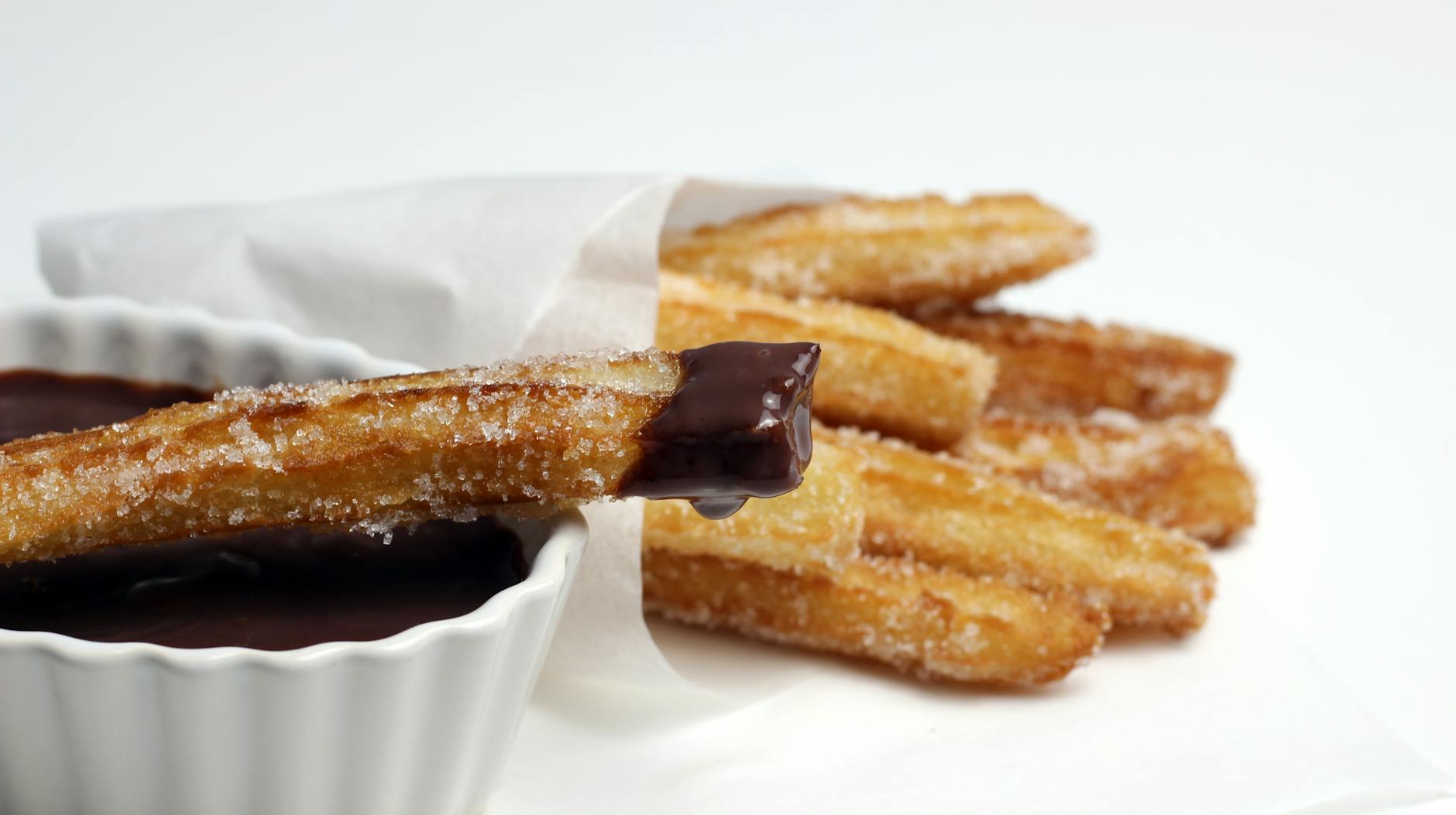 15-Minute Churros With Hot Chocolate Dip