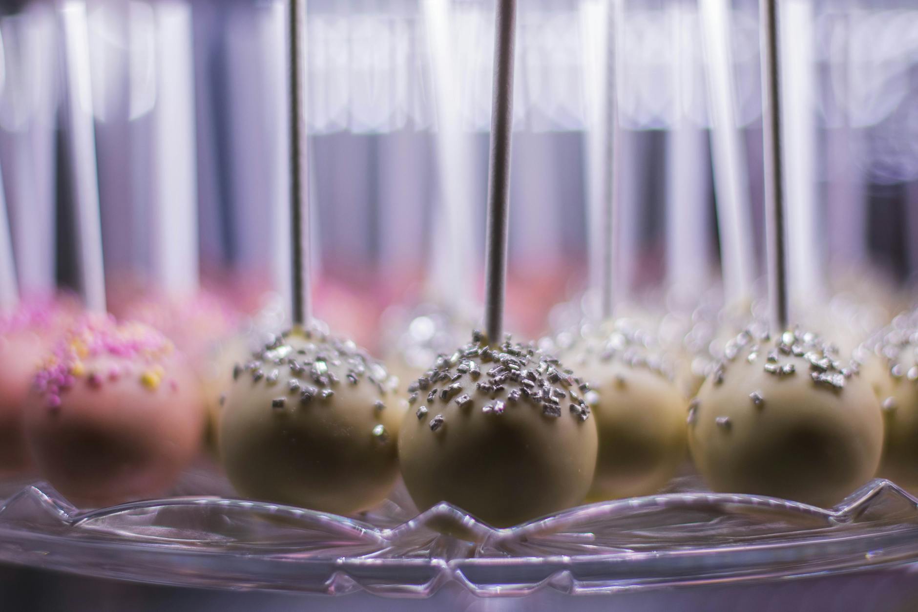 20-Minute Chocolate Cake Pops