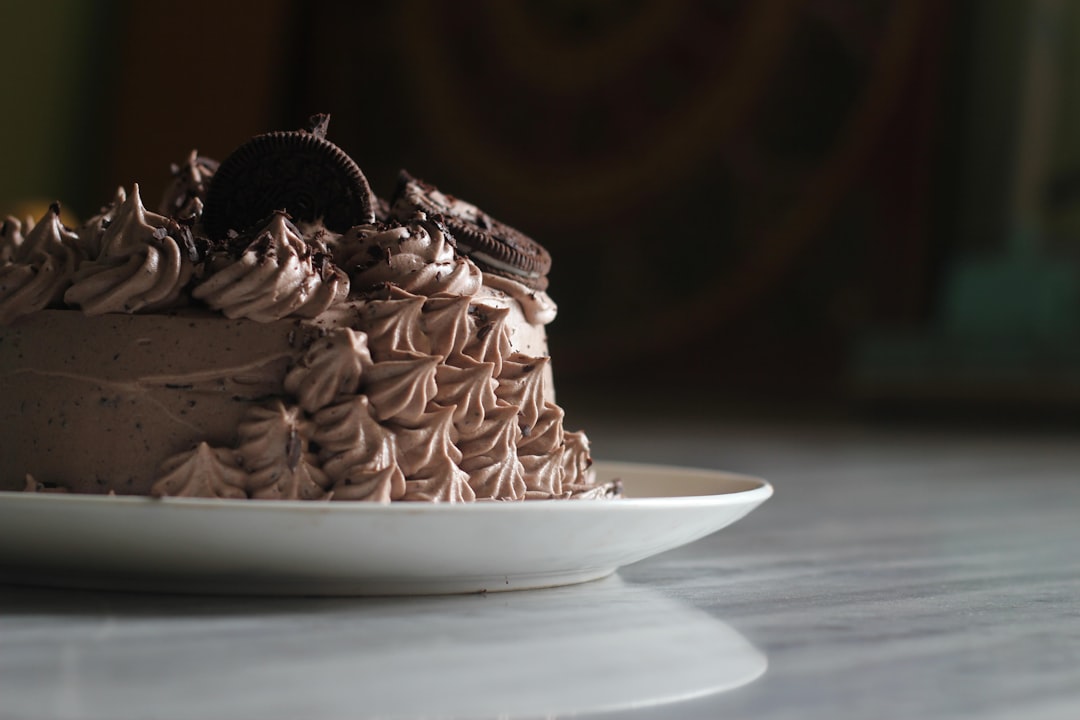 5-Minute Chocolate Cake with Crushed Oreos