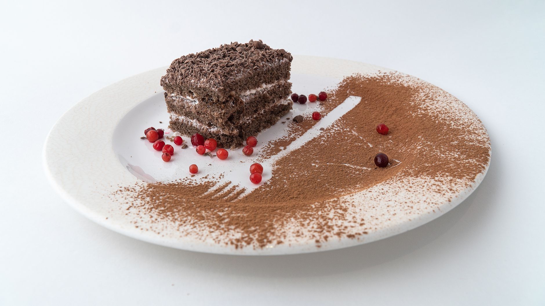 5-Minute Chocolate Fudge Cake with Currants