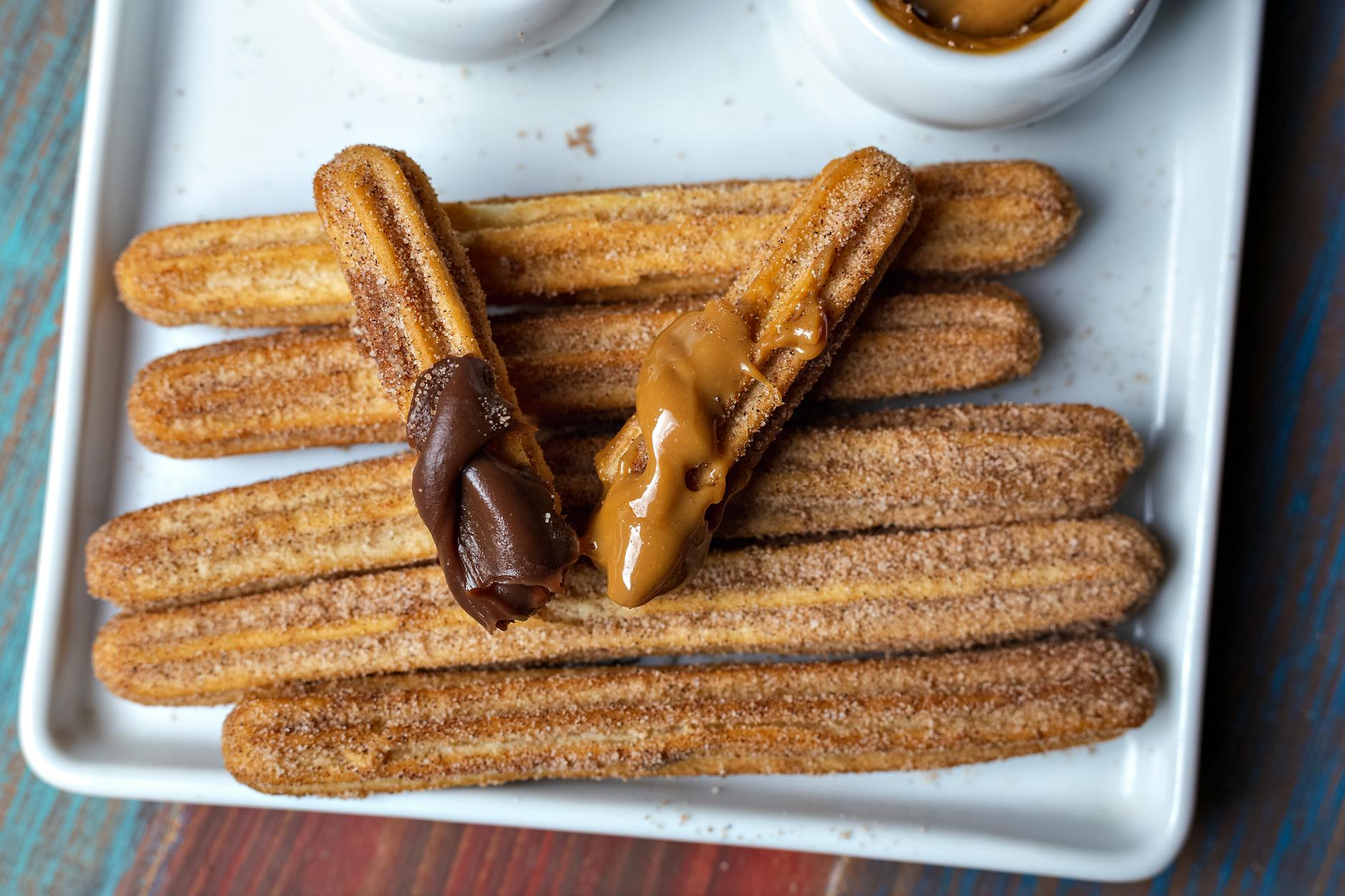 5-Minute Churros With Chocolate & Dulce de Leche