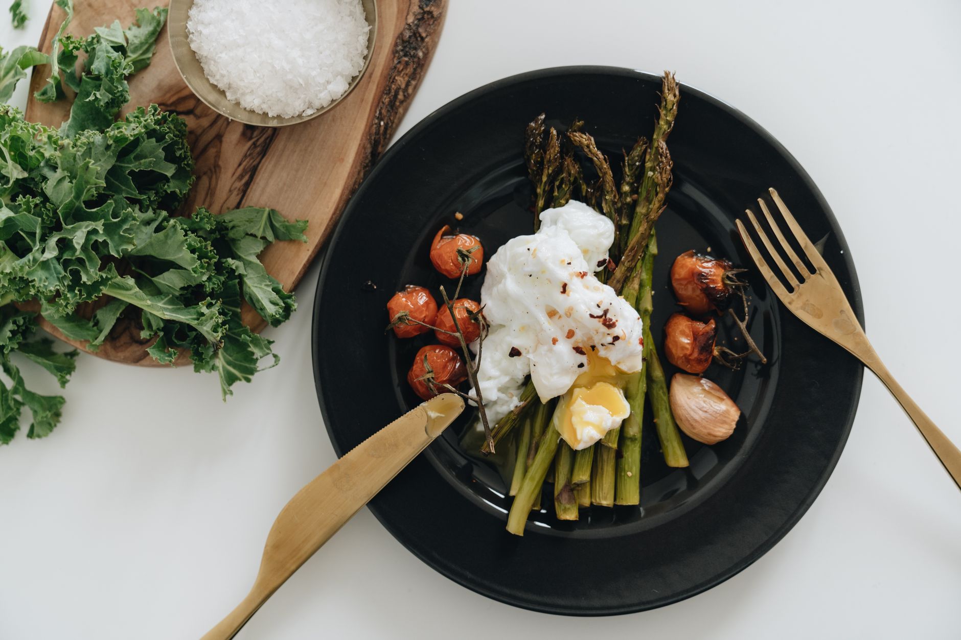 Air Fryer Asparagus with Garlic & Parmesan