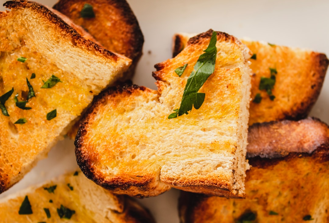 Air Fryer Garlic Bread