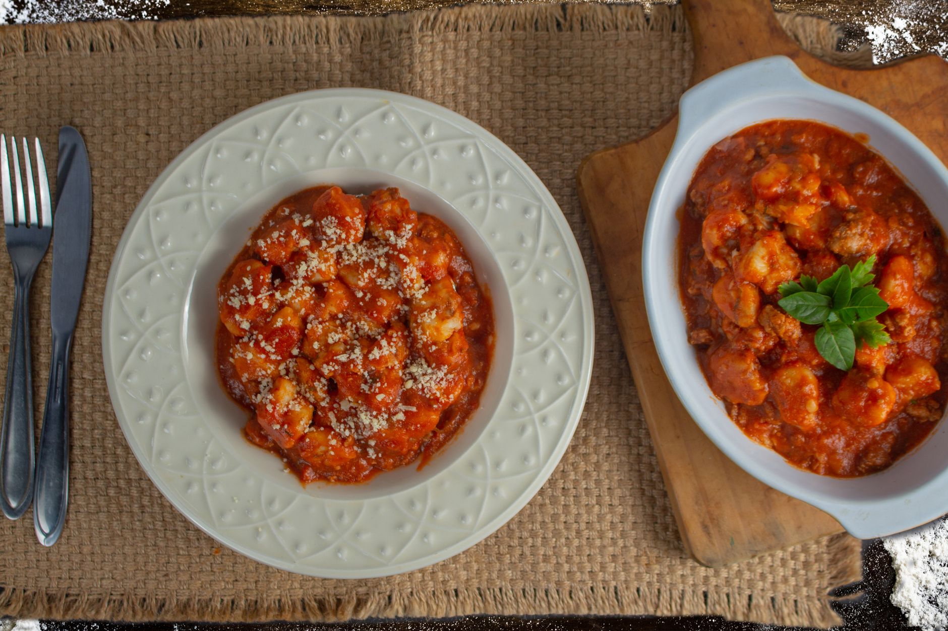 Baked Gnocchi with Tomato, Mozzarella & Basil