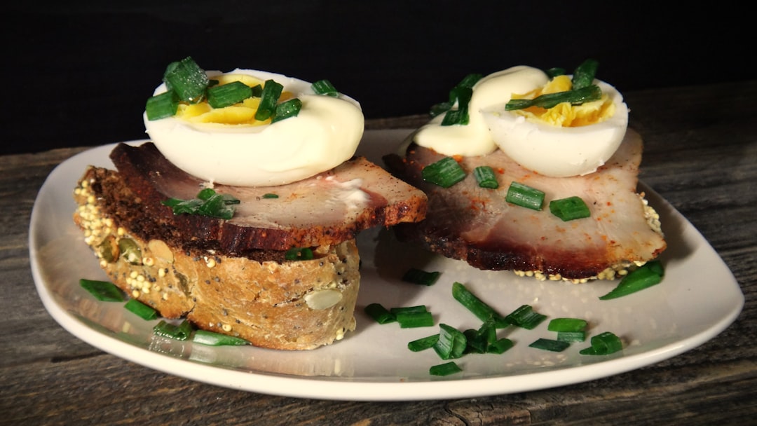 Baked Ham and Egg Cups