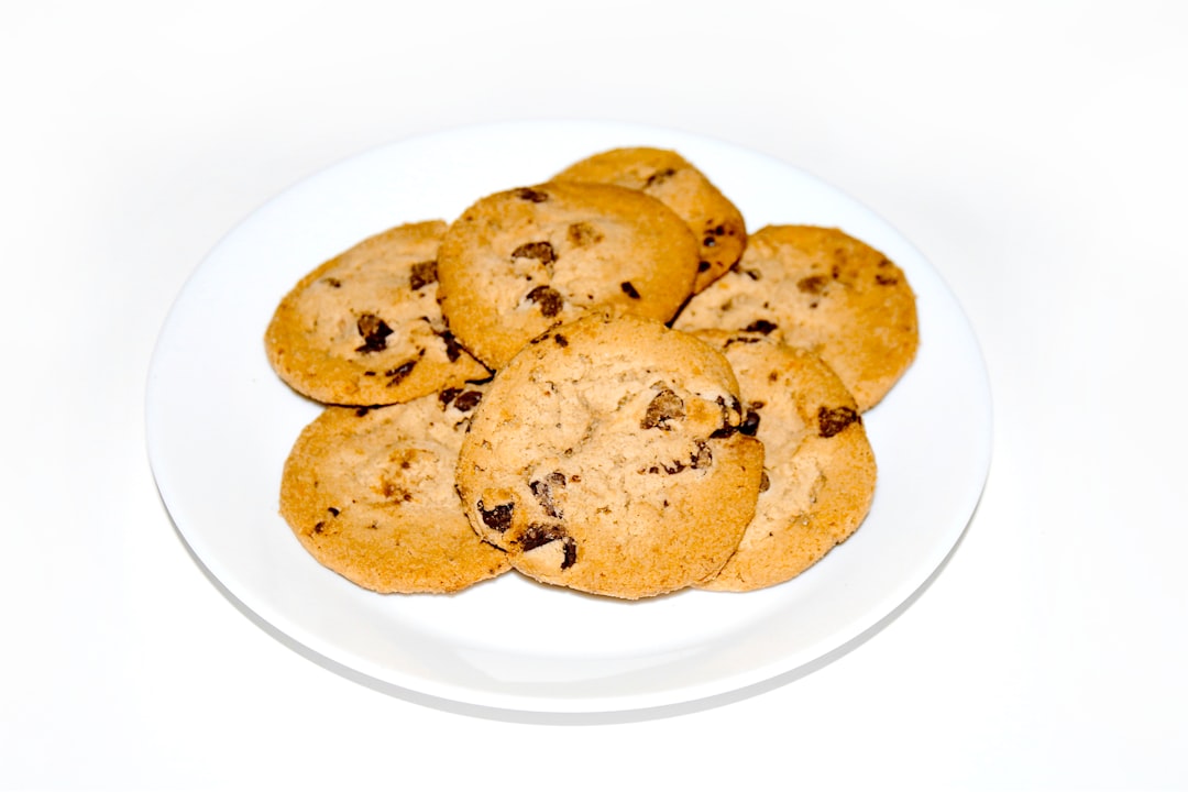 Bakery-Style Chocolate Chip Cookies