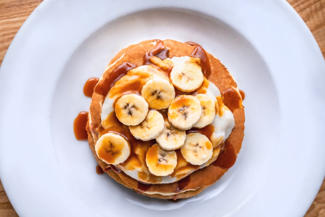 3-Ingredient Banana Oat Pancakes