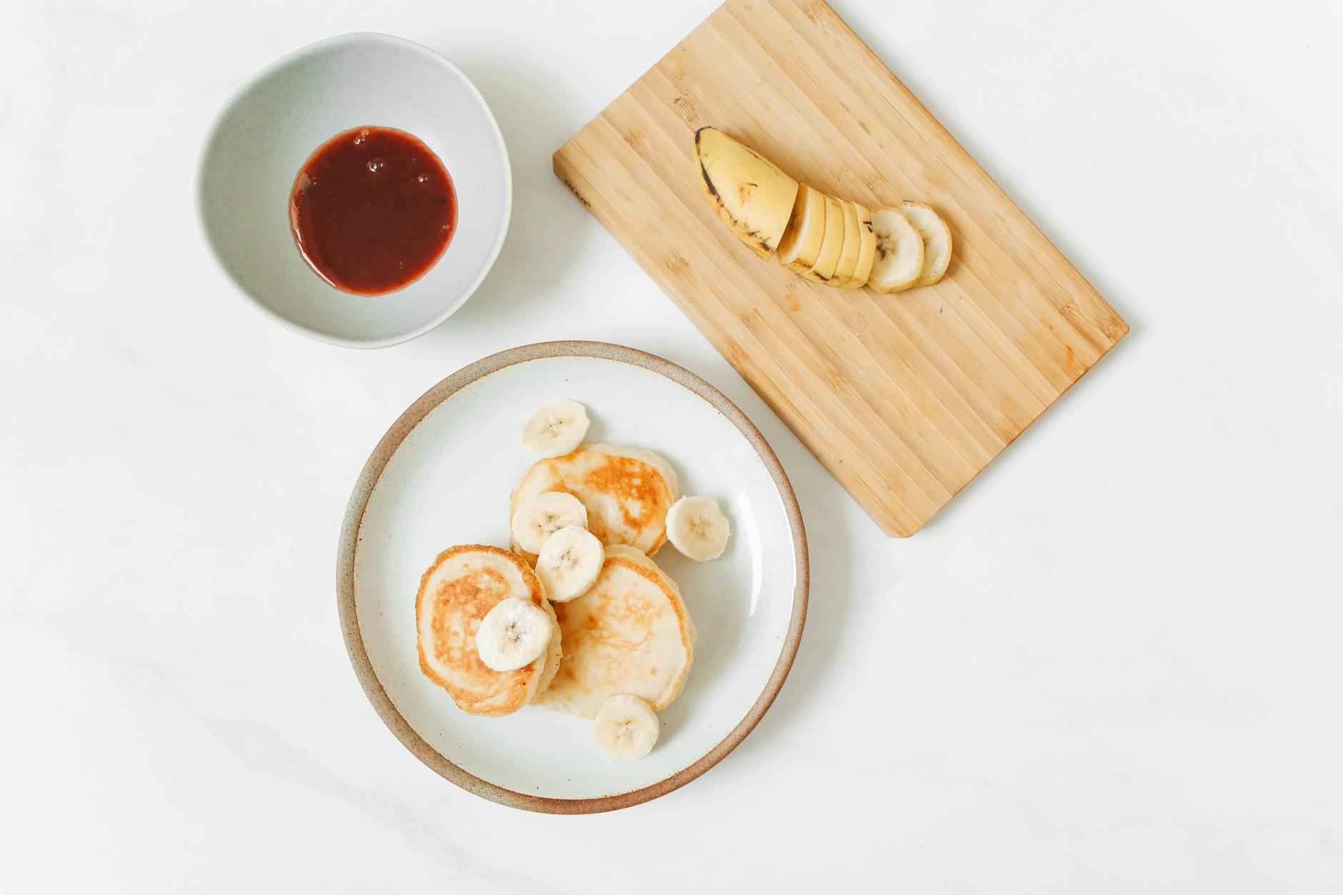 Banana Oat Protein Pancakes with Jam