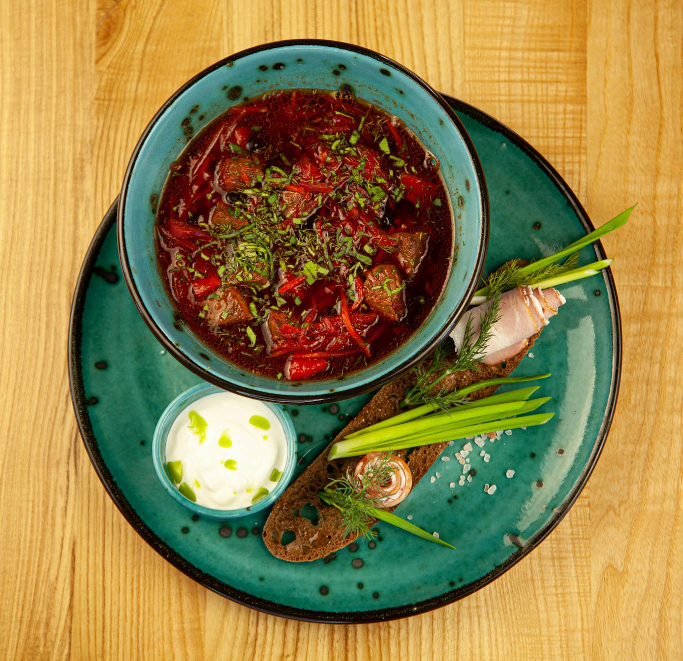 20-Min Barszcz: Beet Soup with Cream & Rye