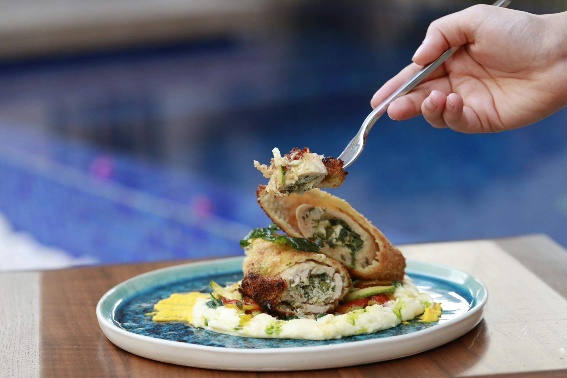 25-Min Beef Roulade with Mashed Potatoes
