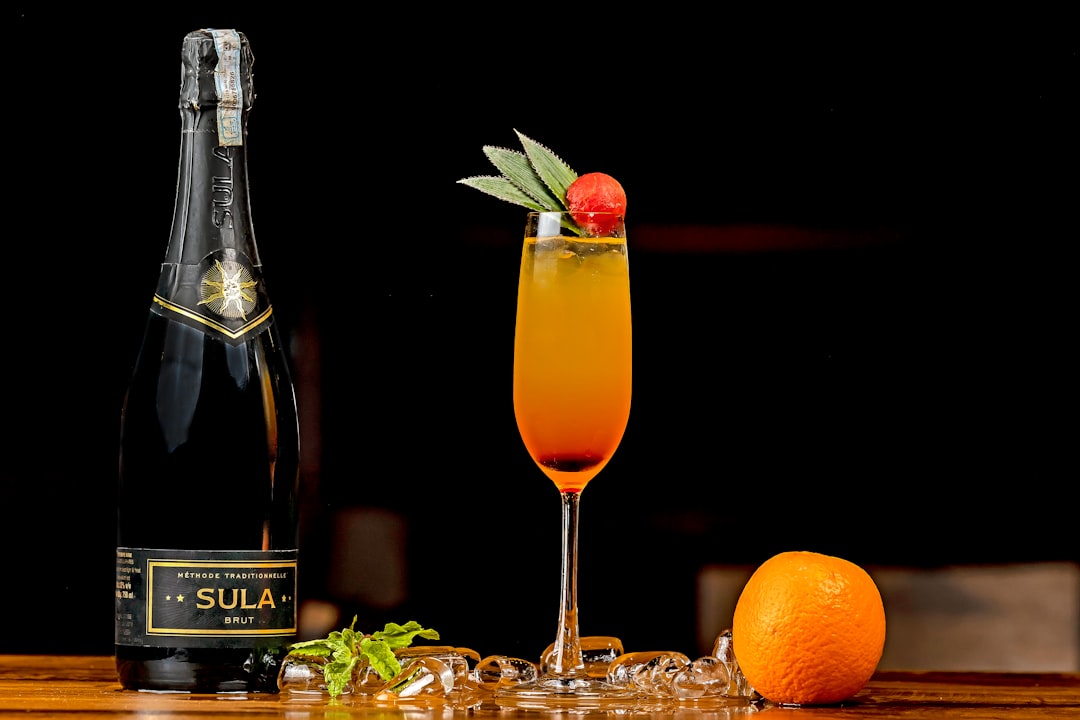 Bellini — Prosecco Peach Cocktail