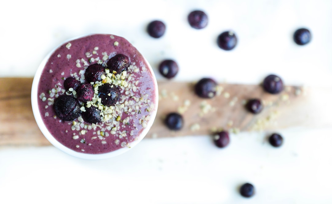 Blueberry Greek Yogurt Parfait Bowl