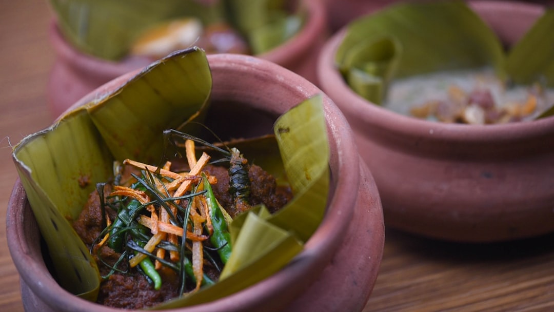 Bò Lá Lốt (Beef Wrapped in Betel Leaves)